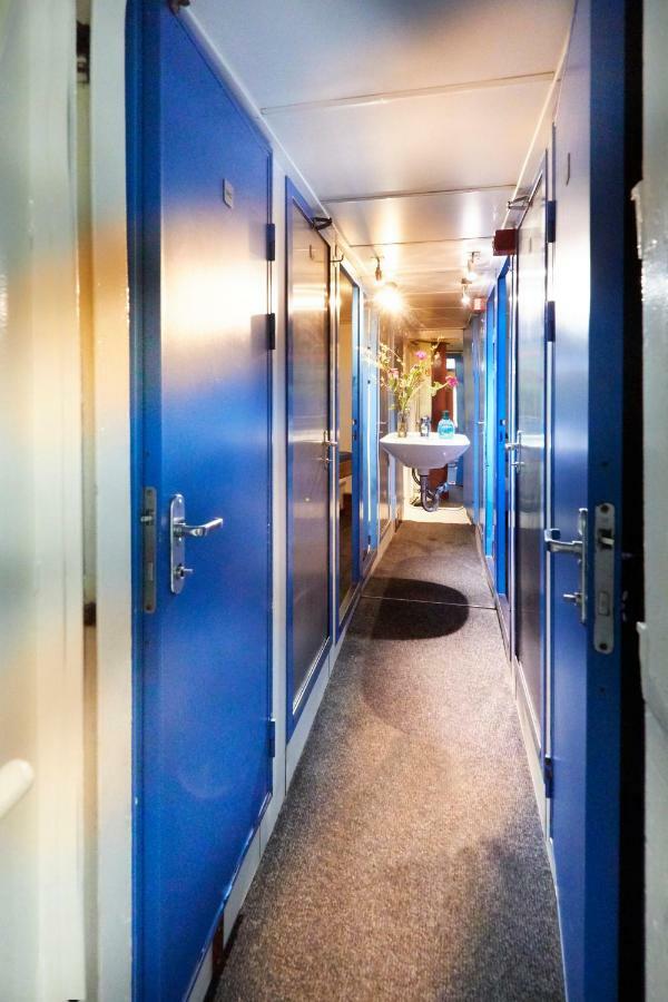 Segelschiff Loth Lorien Hotel Hamburg Exterior foto